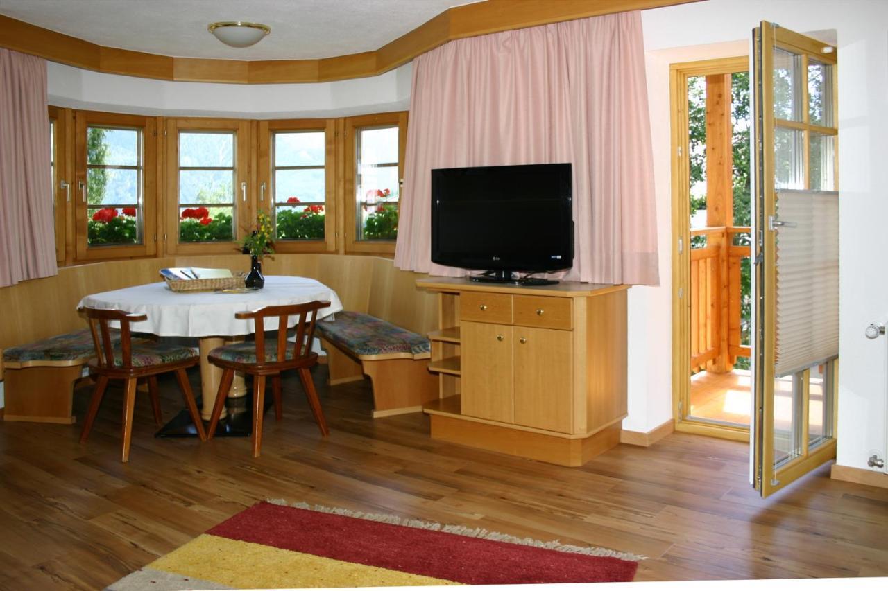 Lili'S Appartements Fiss Bagian luar foto